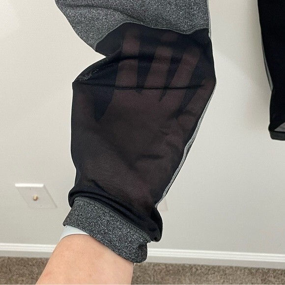 CALIA Carrie Underwood Essential Mesh Colorblock Leggings Size MEDIUM Gray Black - Picture 8 of 8